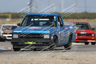 media/Sep-28-2025-24 Hours of Lemons (Sun) [[5dfe0e5f6e]]/11am (Cotton Corners)/